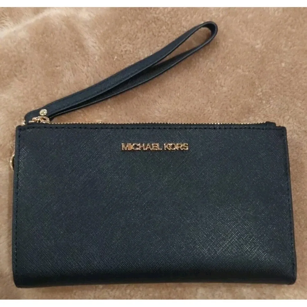 MICHAEL KORS JET SET DOUBLE ZIP WALLET PHONE CASE WRISTLET MK BLACK LEATHER GOLD